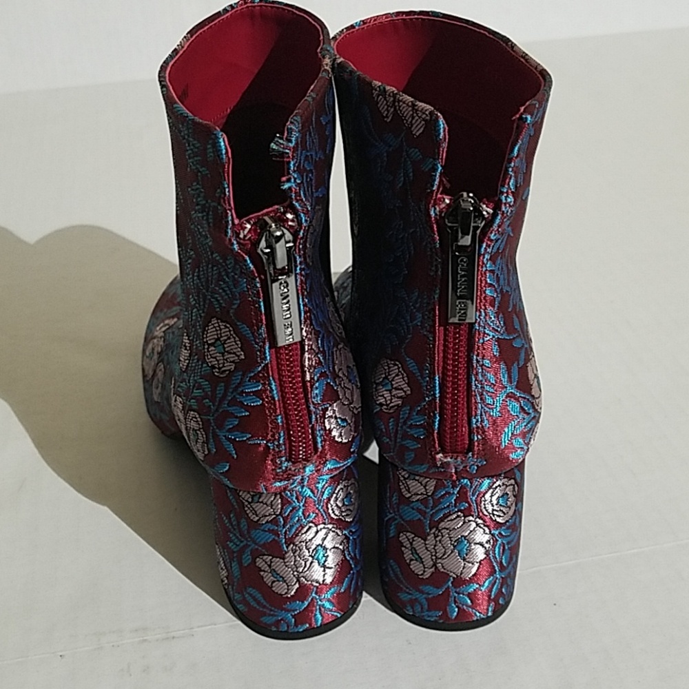 Gianni Bini floral boot heels B68-69 - Picture 3 of 6